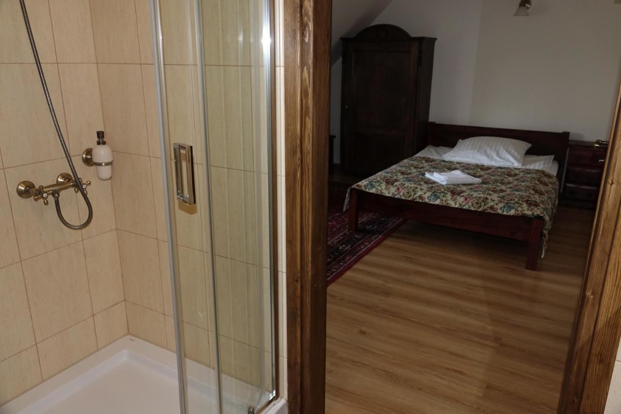 Отель Gościniec Dworski w Ropie Ropa-30